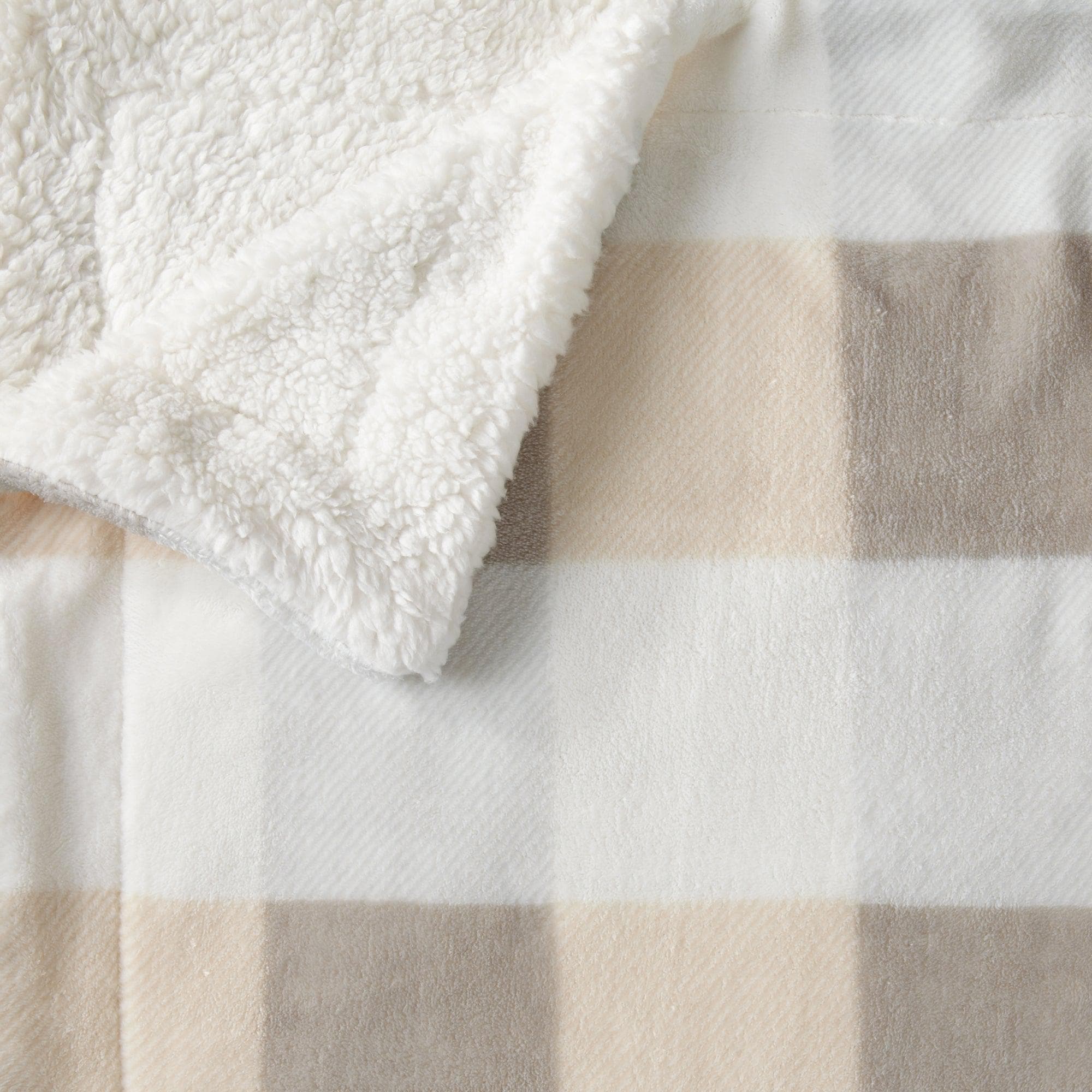 Kinsley Velvet Plush Sherpa Blanket