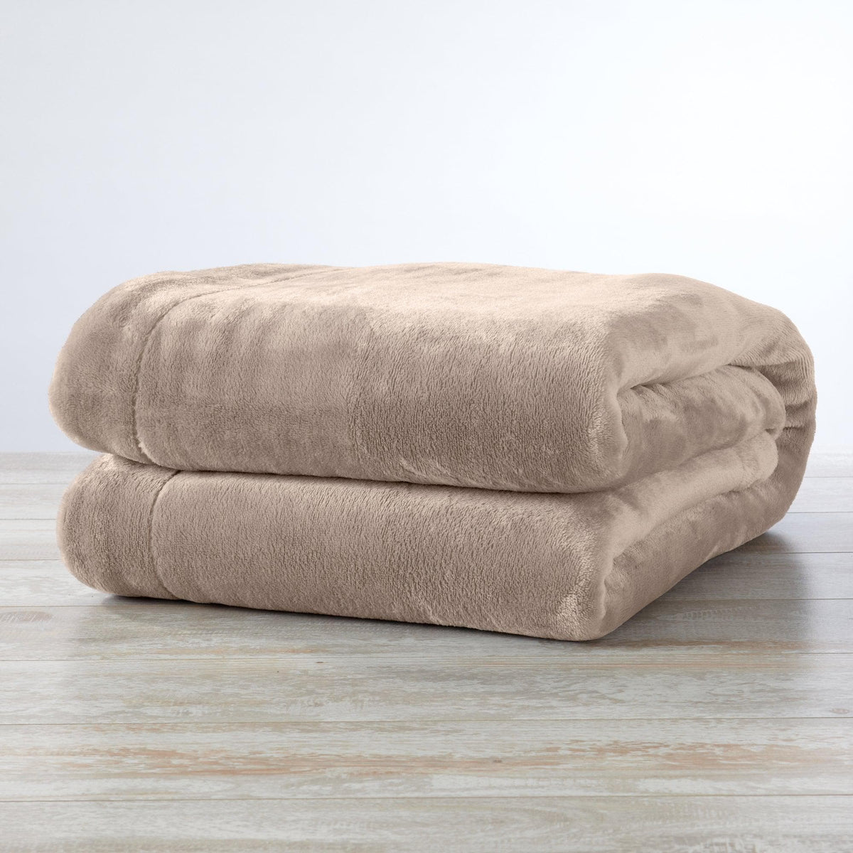 Kinsley Velvet Plush Sherpa Blanket