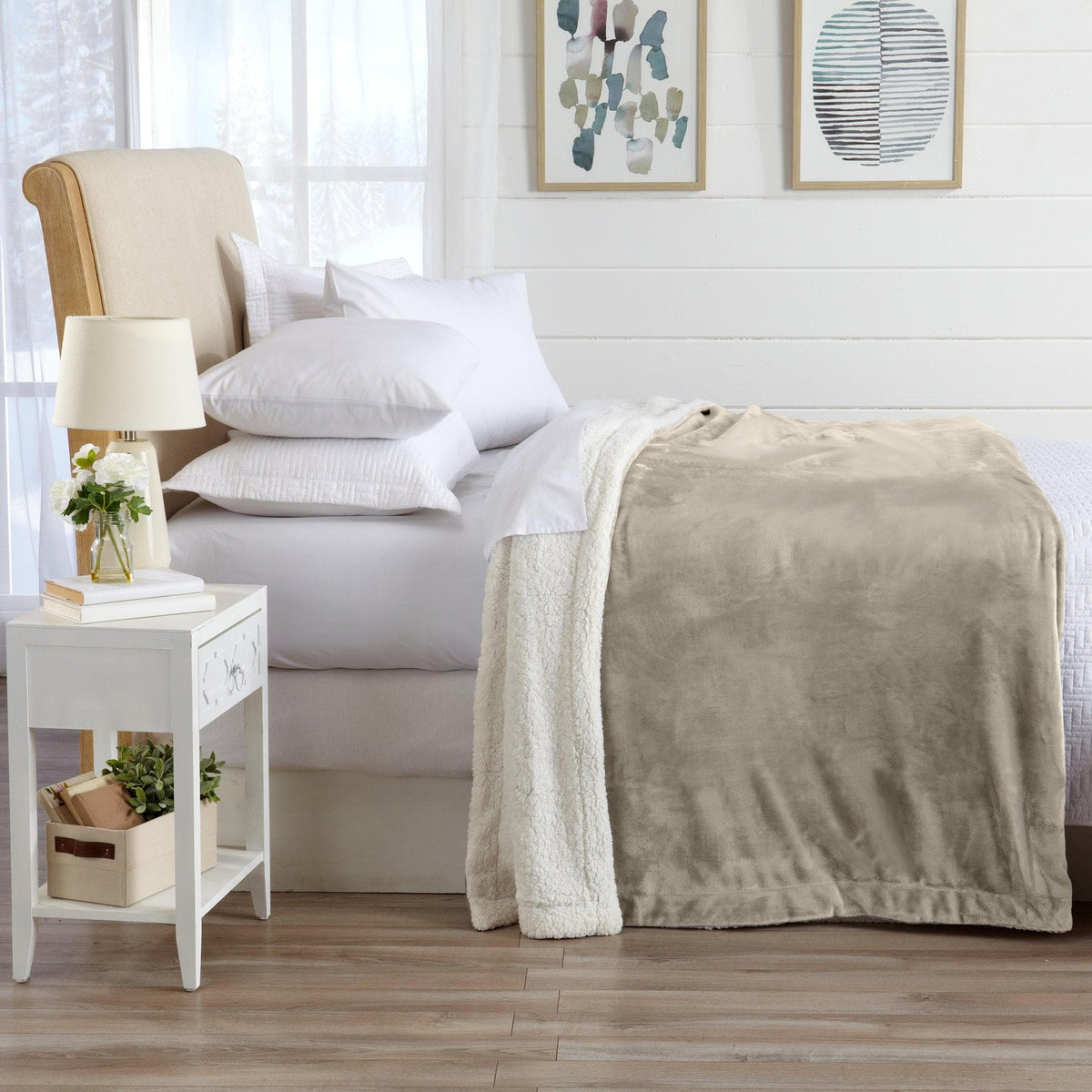 Kinsley Velvet Plush Sherpa Blanket