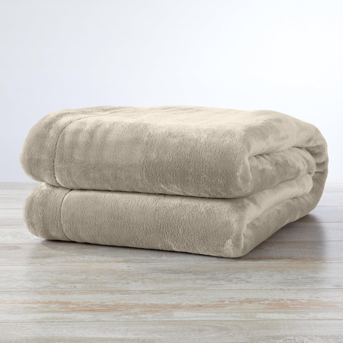 Kinsley Velvet Plush Sherpa Blanket