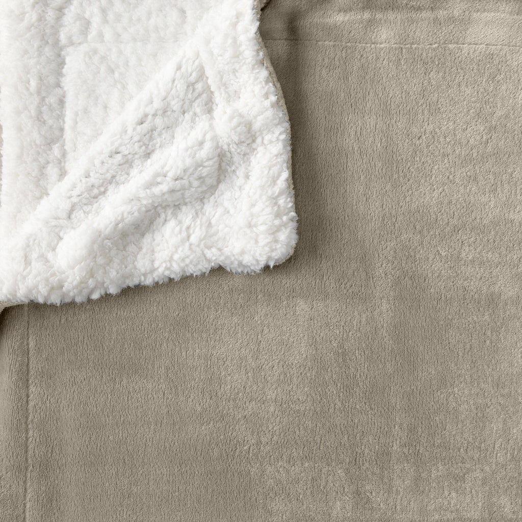 Kinsley Velvet Plush Sherpa Blanket