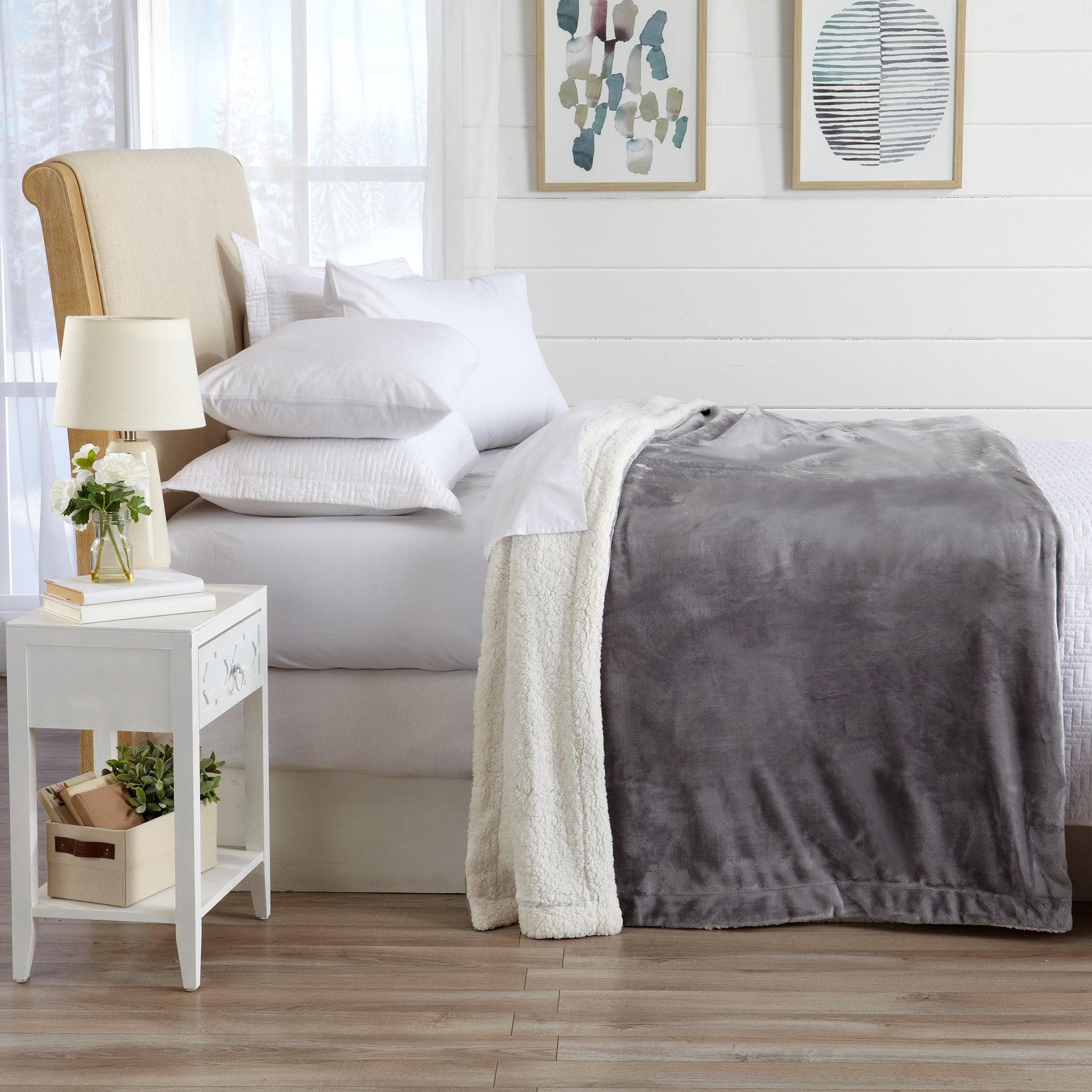 Kinsley Velvet Plush Sherpa Blanket