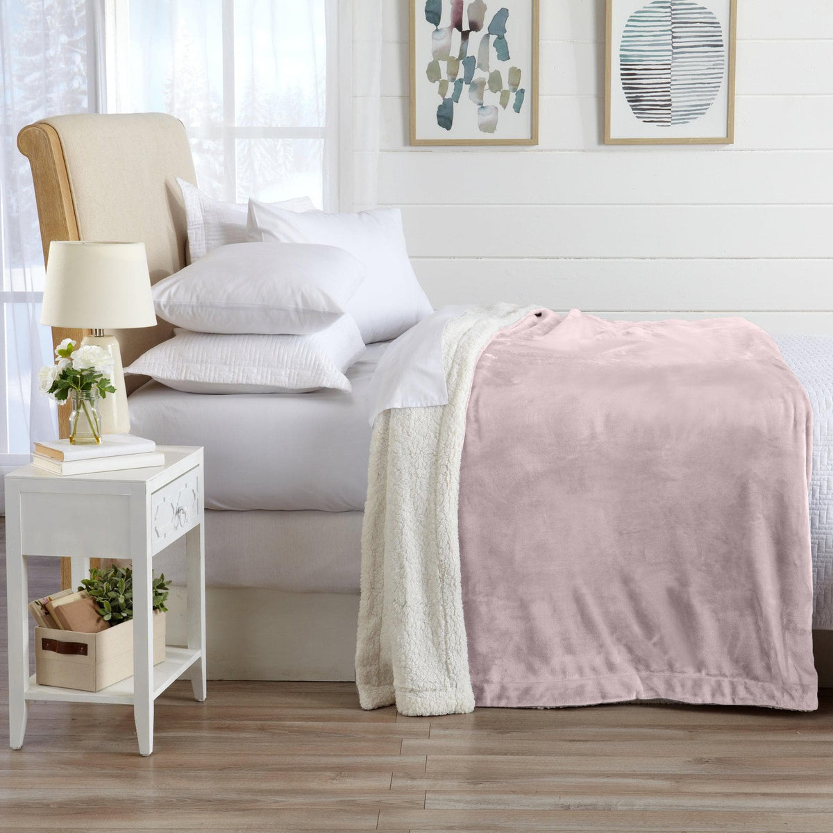 Kinsley Velvet Plush Sherpa Blanket