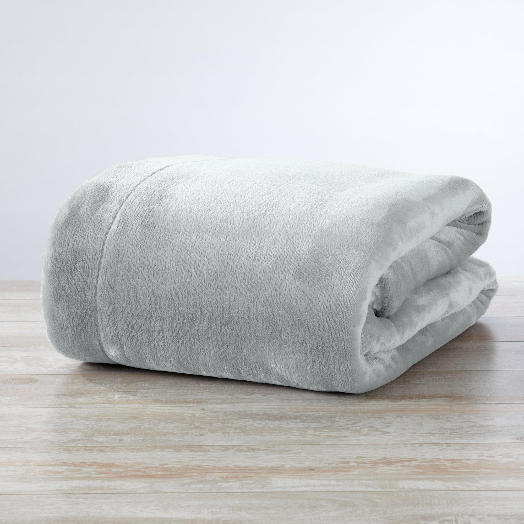 Kinsley Velvet Plush Sherpa Blanket