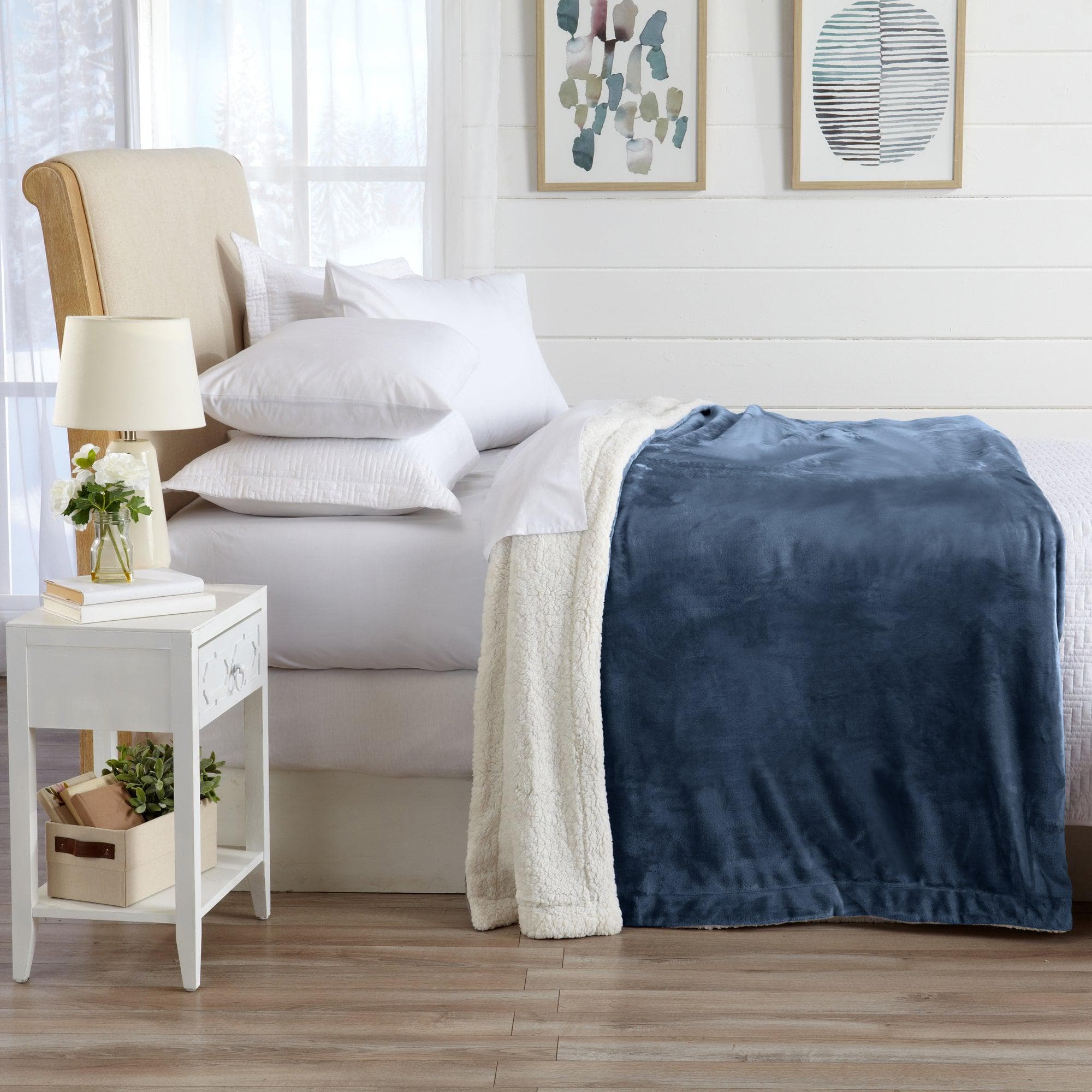 Kinsley Velvet Plush Sherpa Blanket