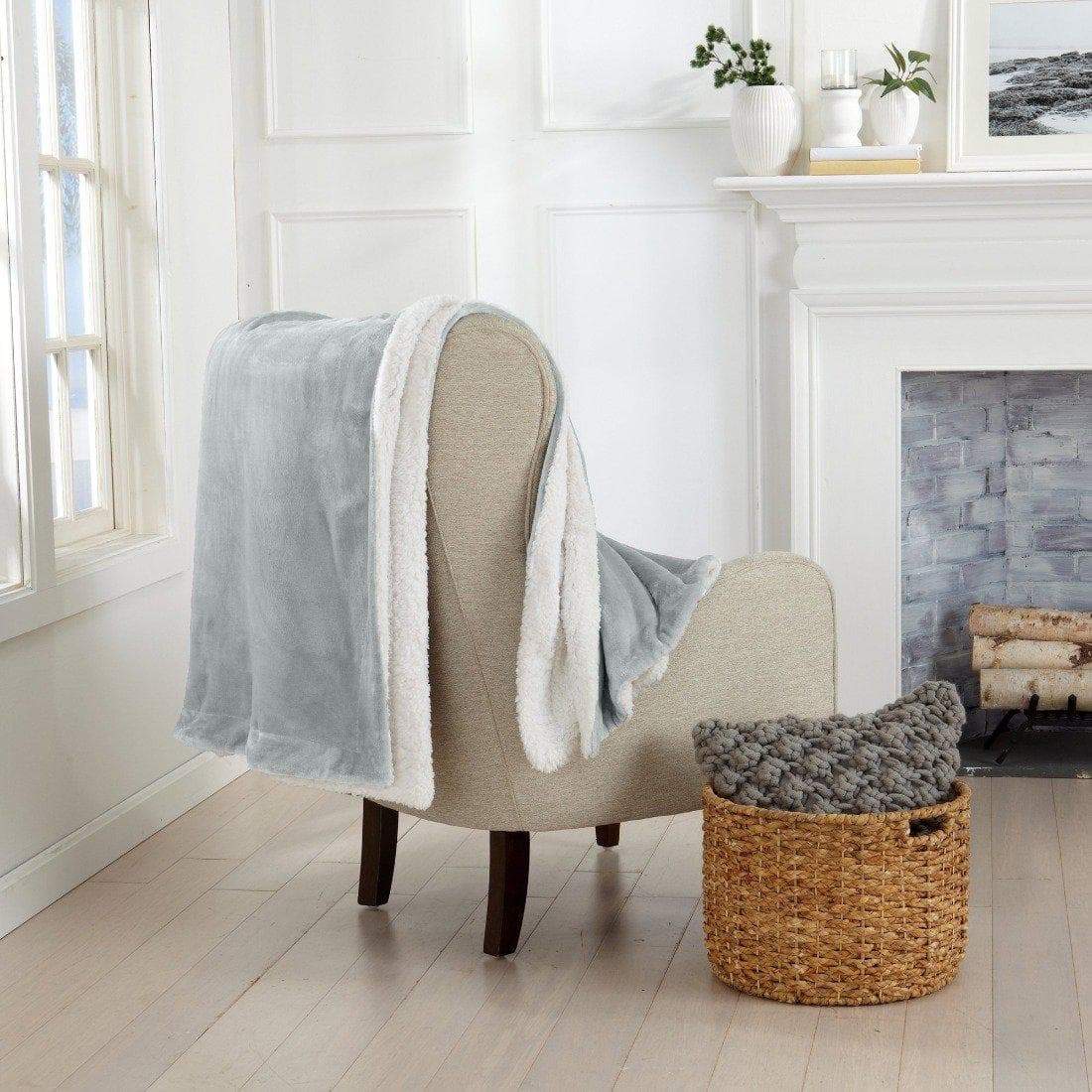 Kinsley Velvet Plush Sherpa Blanket