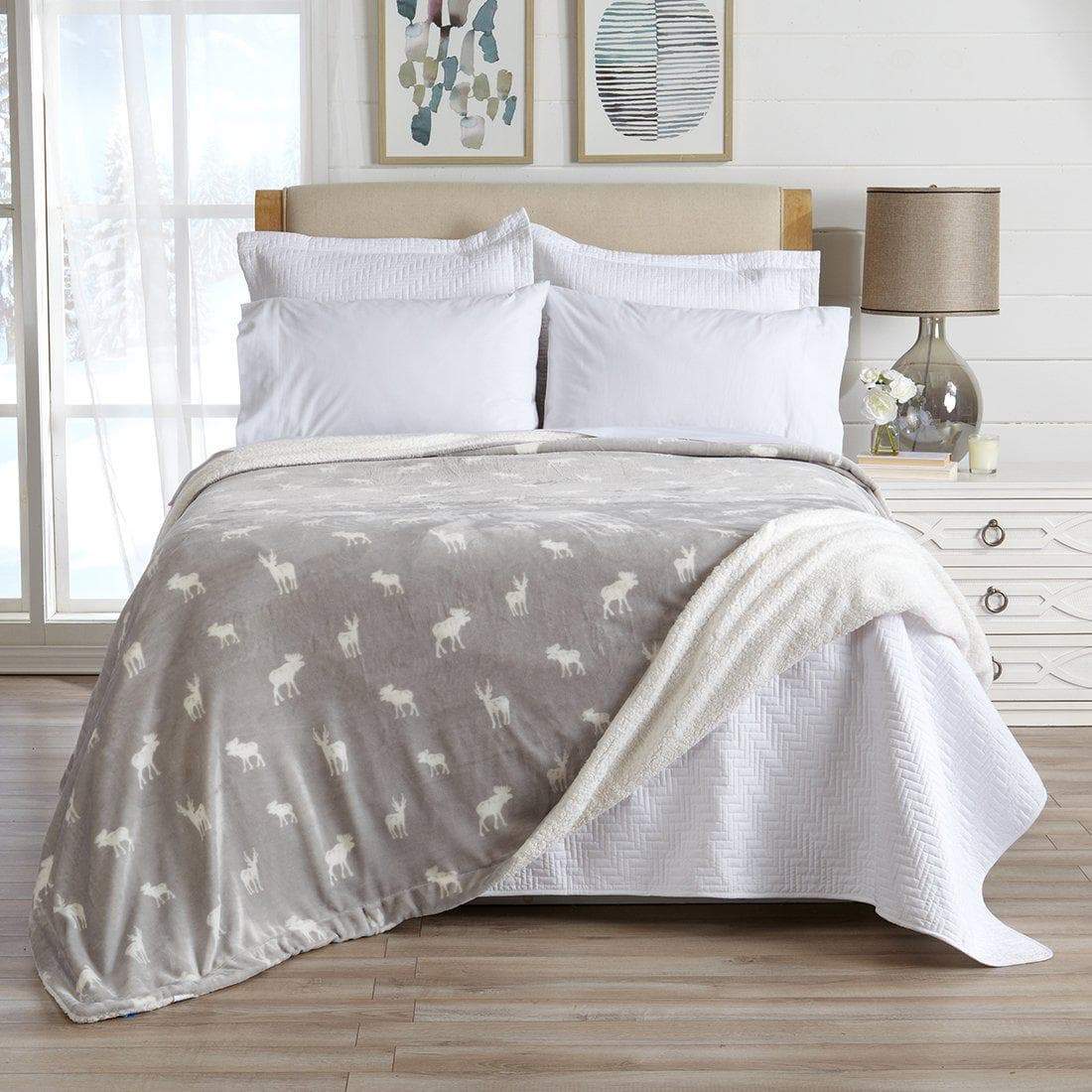 Kinsley Velvet Plush Sherpa Blanket