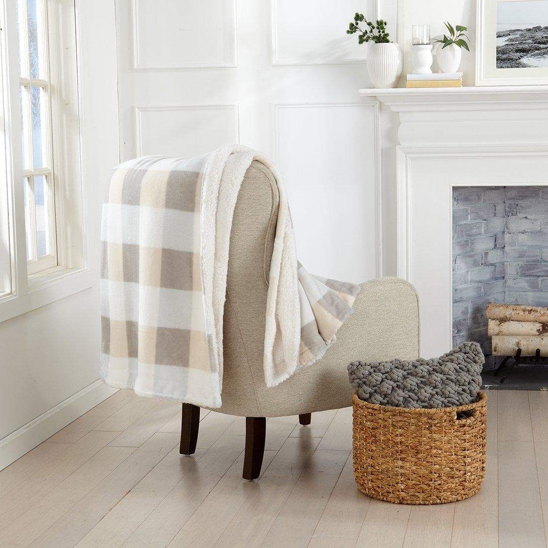Kinsley Velvet Plush Sherpa Blanket