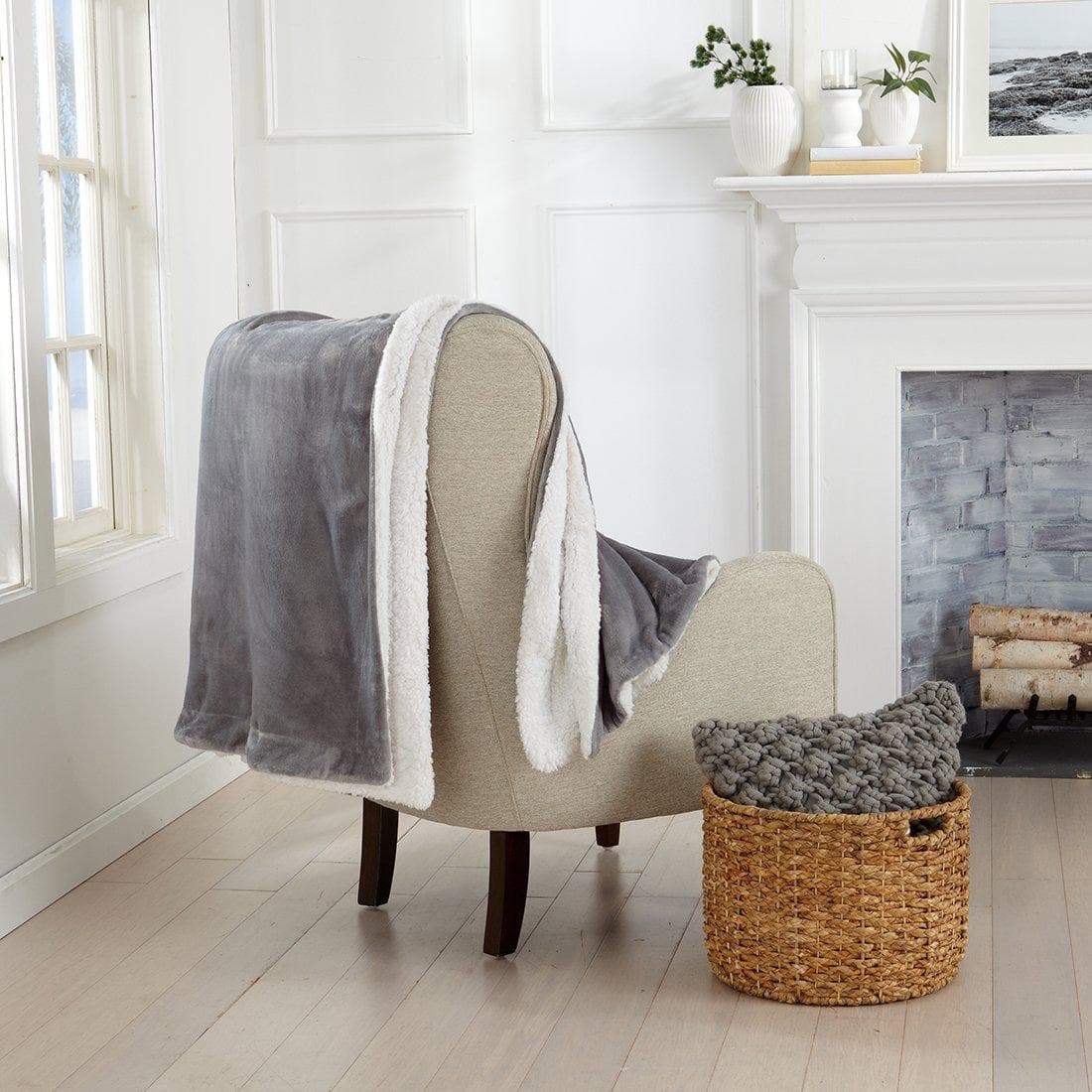 Kinsley Velvet Plush Sherpa Blanket