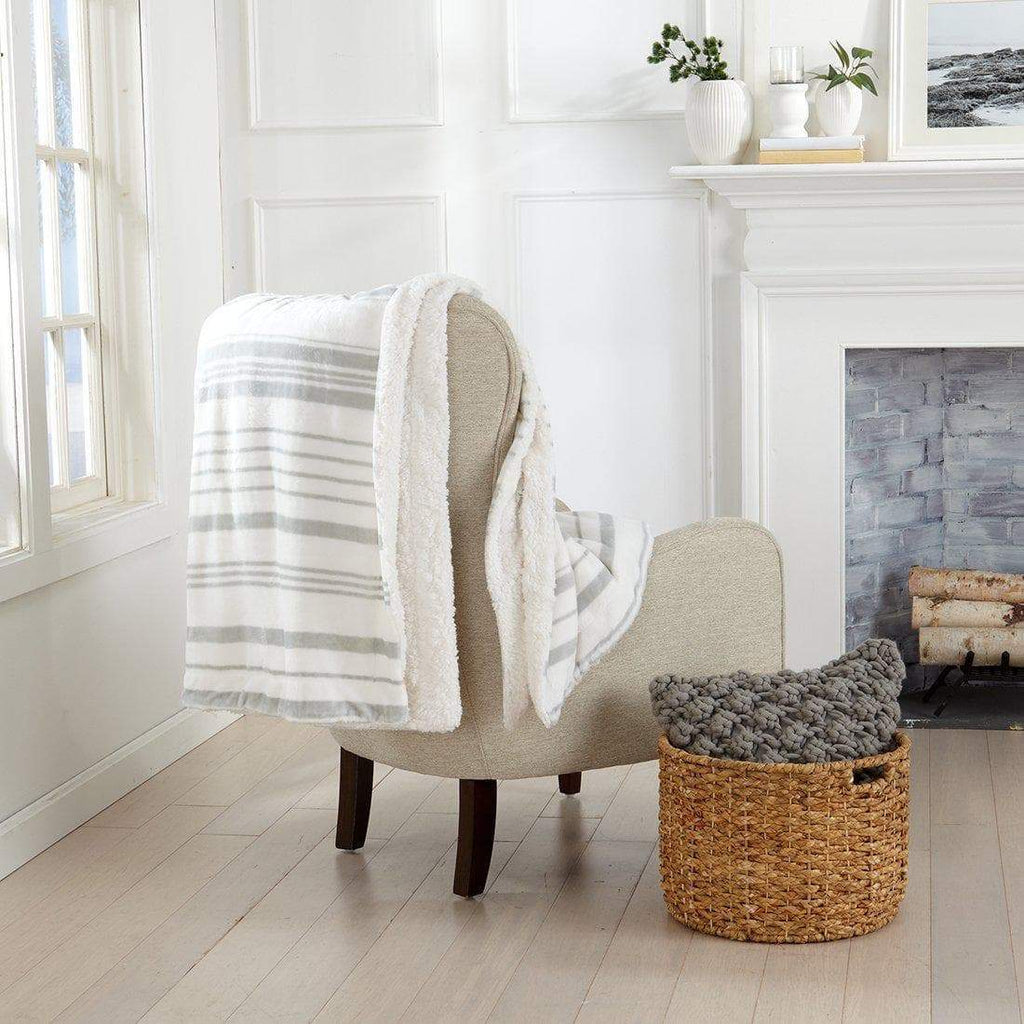 Kinsley Velvet Plush Sherpa Blanket