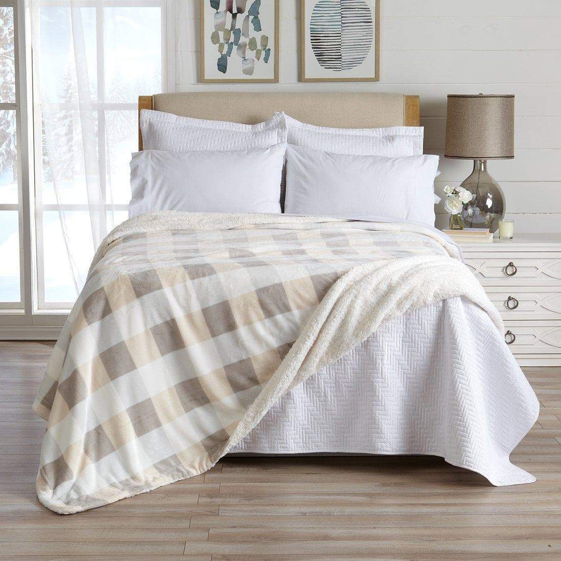 Kinsley Velvet Plush Sherpa Blanket