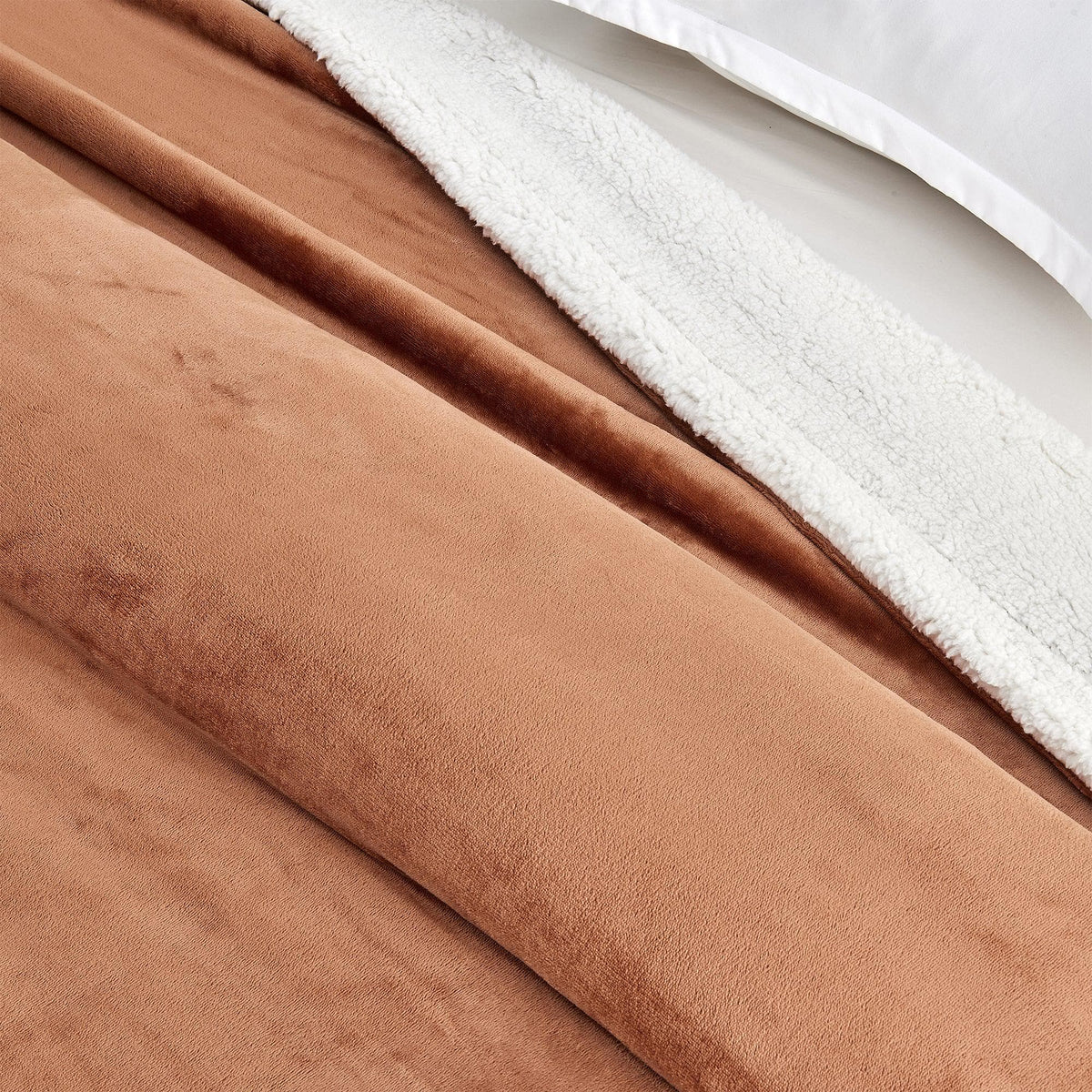 Kinsley Velvet Plush Sherpa Blanket