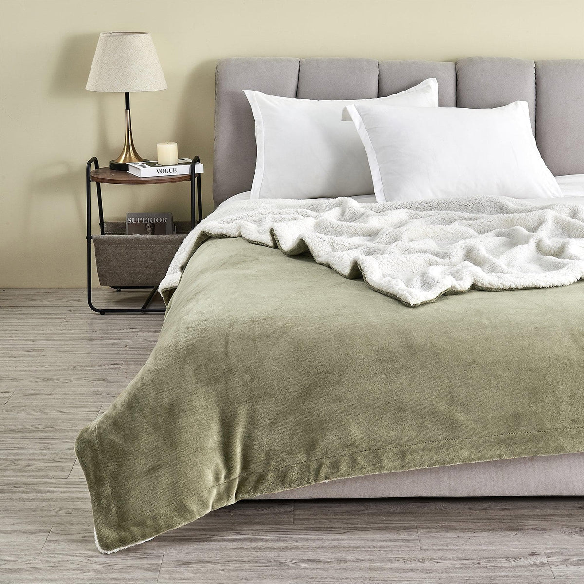 Kinsley Velvet Plush Sherpa Blanket