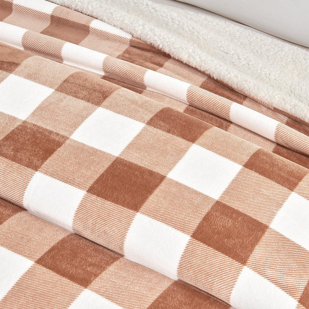 Kinsley Velvet Plush Sherpa Blanket