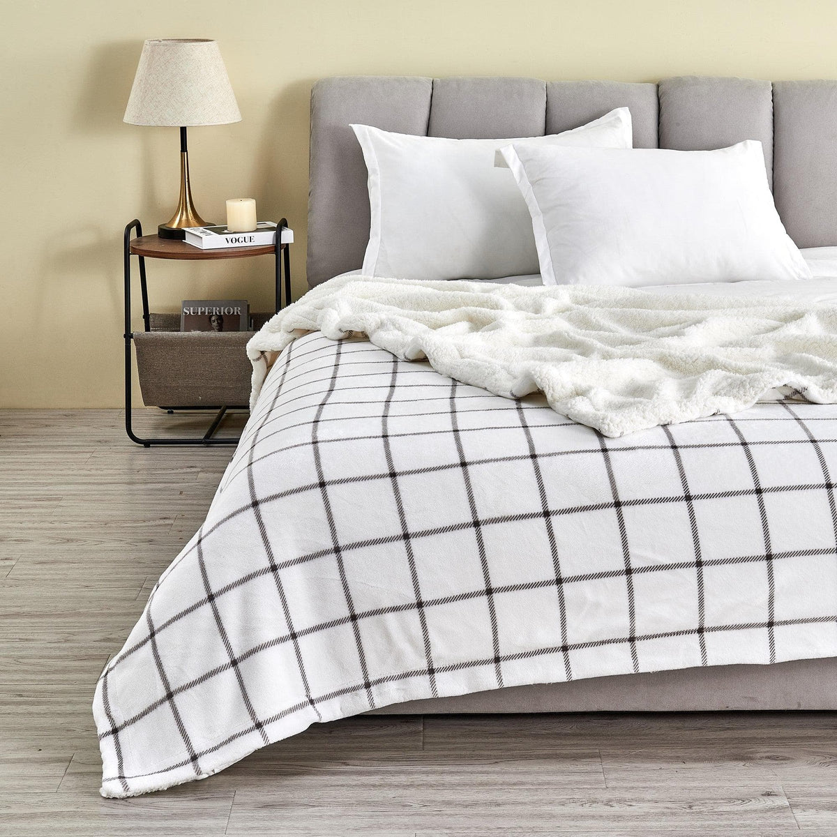 Kinsley Velvet Plush Sherpa Blanket